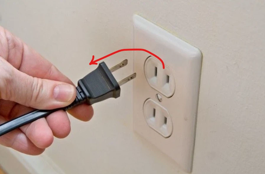 unplugging lg tv from the power outlet