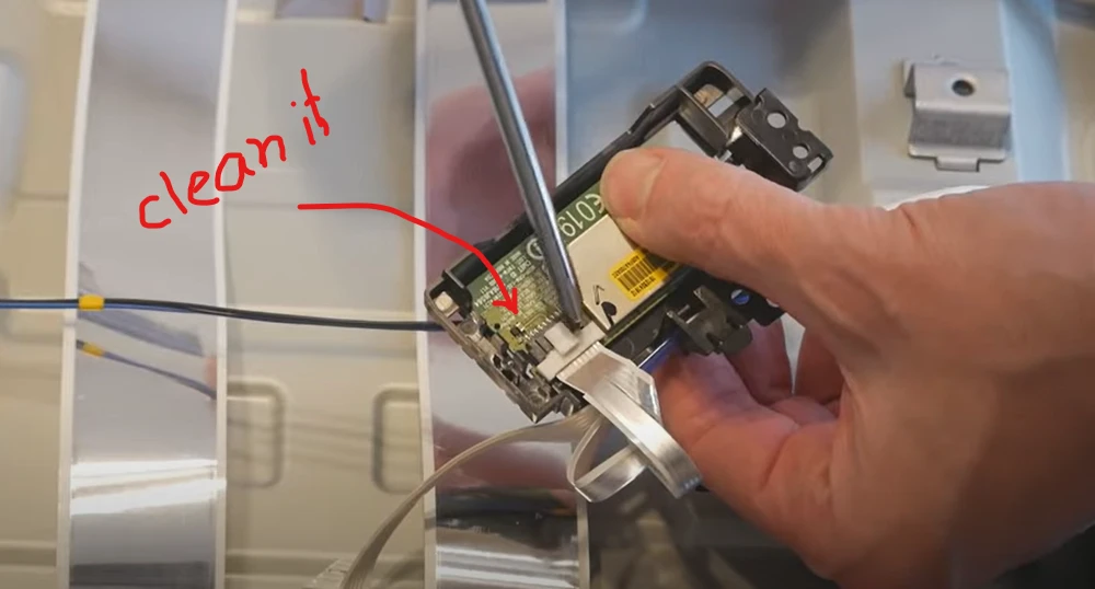 cleaning the wifi module of lg tv to fix wifi not finding issue